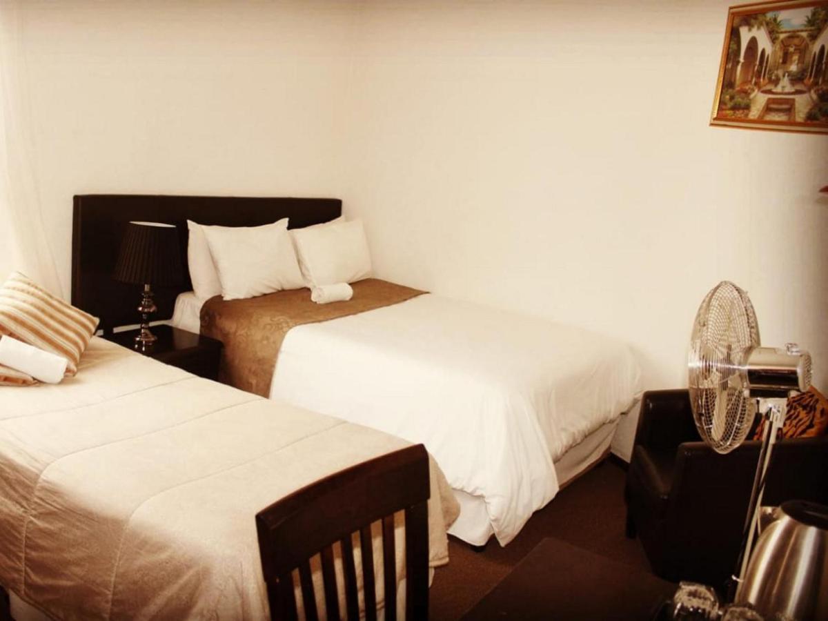 Moshitametsi Guesthouse Kempton Park Zewnętrze zdjęcie