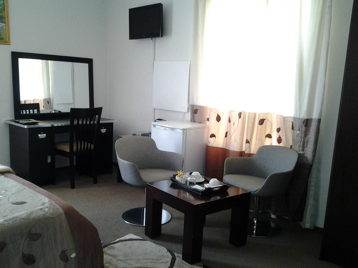 Moshitametsi Guesthouse Kempton Park Zewnętrze zdjęcie