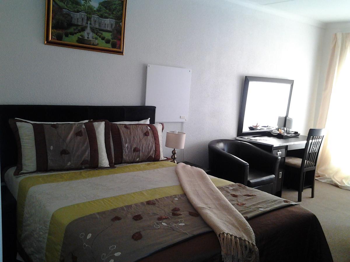 Moshitametsi Guesthouse Kempton Park Zewnętrze zdjęcie