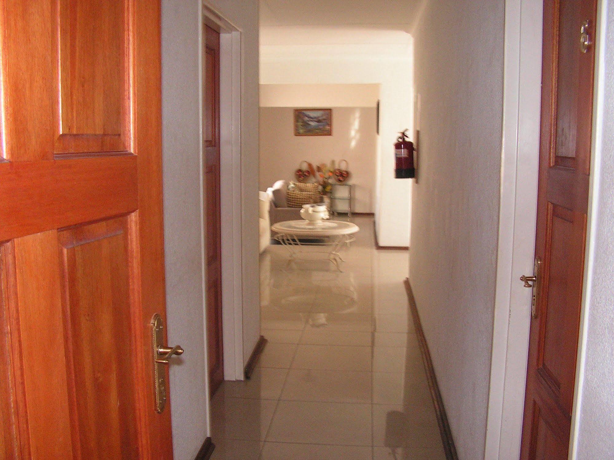 Moshitametsi Guesthouse Kempton Park Zewnętrze zdjęcie