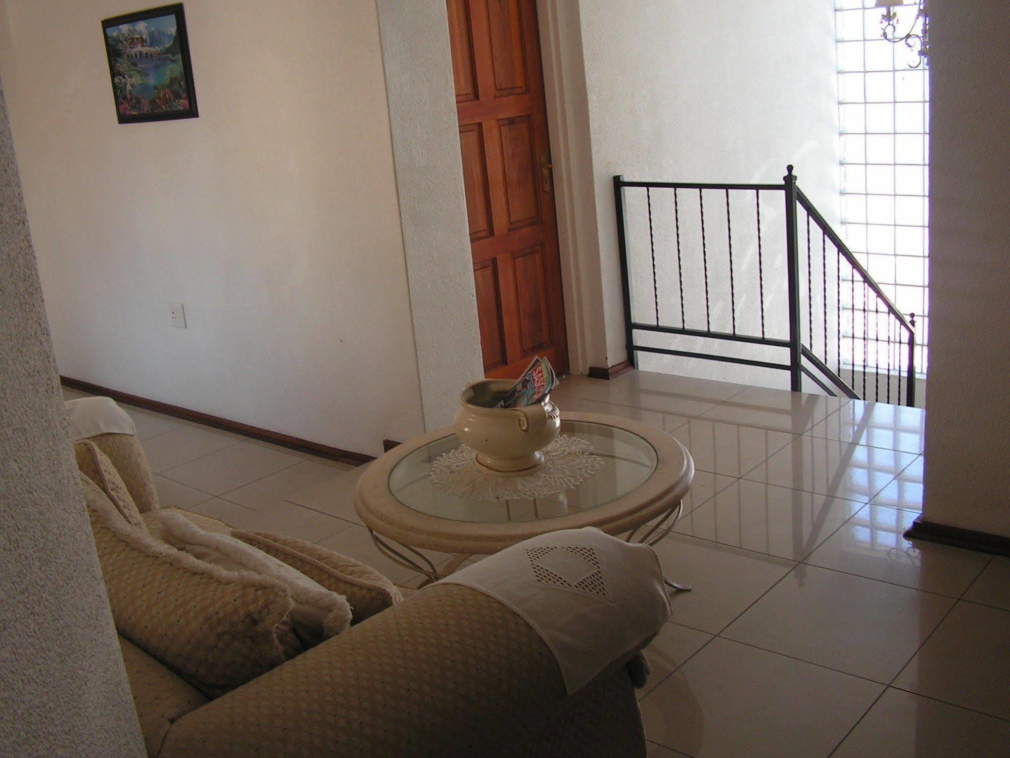 Moshitametsi Guesthouse Kempton Park Zewnętrze zdjęcie