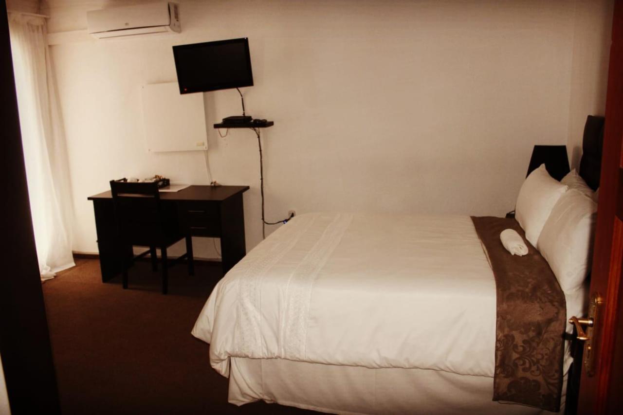 Moshitametsi Guesthouse Kempton Park Zewnętrze zdjęcie